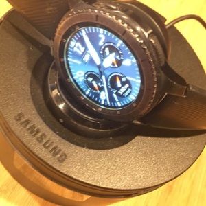 Samsung gear s3 frontier smartwatch